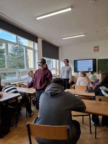 72c46e4e-f90b-4638-9d1c-e89493f93d02.jfif