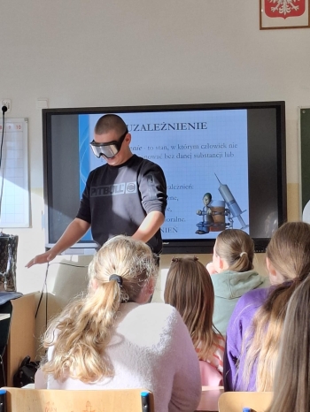 cf97e2f6-06b3-4a97-9d86-325828d348e0.jfif