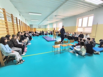 12dd88bc-3d15-465b-aad3-d2dc7145b3b3.jfif