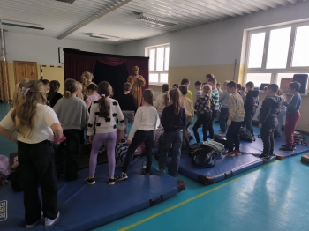 42d17df4-e0f8-47db-9160-349056931272.jfif