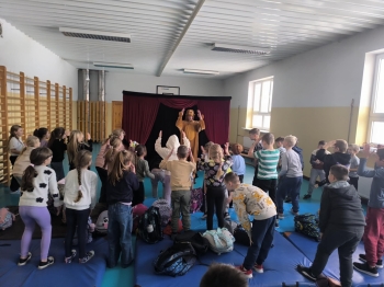 f5b2aa76-54ed-4fe4-99e4-d4d61e0c1493.jfif