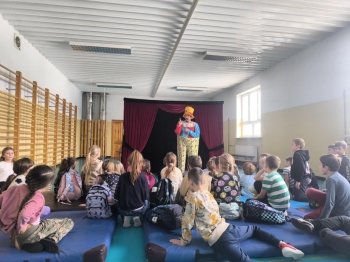 1cd7eb49-fae3-49ef-85bf-ea77fe29d99d.jfif