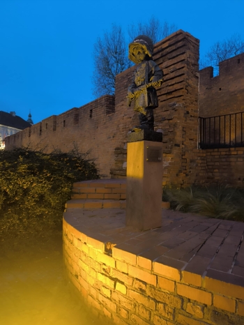 efd69f81-2e0a-4d19-bbe3-b04487410ae8.jfif