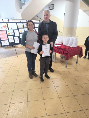 4c782d07-04de-4983-ab0b-6270d454cece.jfif