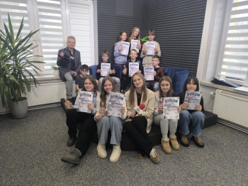 945e912d-446f-45fa-9ad6-f9de846857fd.jfif