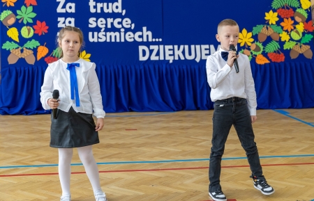 „Za trud, za serce, za uśmiech… DZIĘKUJEMY”. Dzień Edukacji Narodowej w Szkole Podstawowej